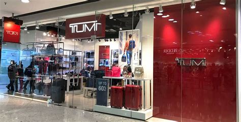 tumi outlet.